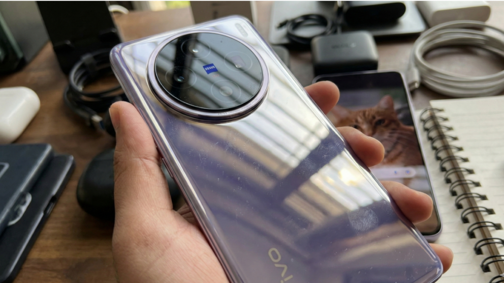 The current image has no alternative text. The file name is: Vivo-X200T.png